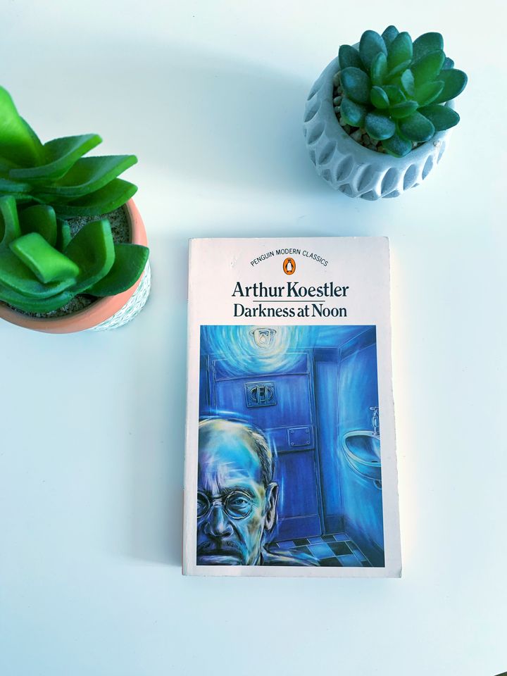 Darkness at noon – Arthur Koestler (1940)